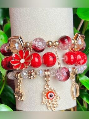 Red Hamsa Elephant Horseshoe Daisy Charm Beaded 3 Pieces Stretch Bracelet Set